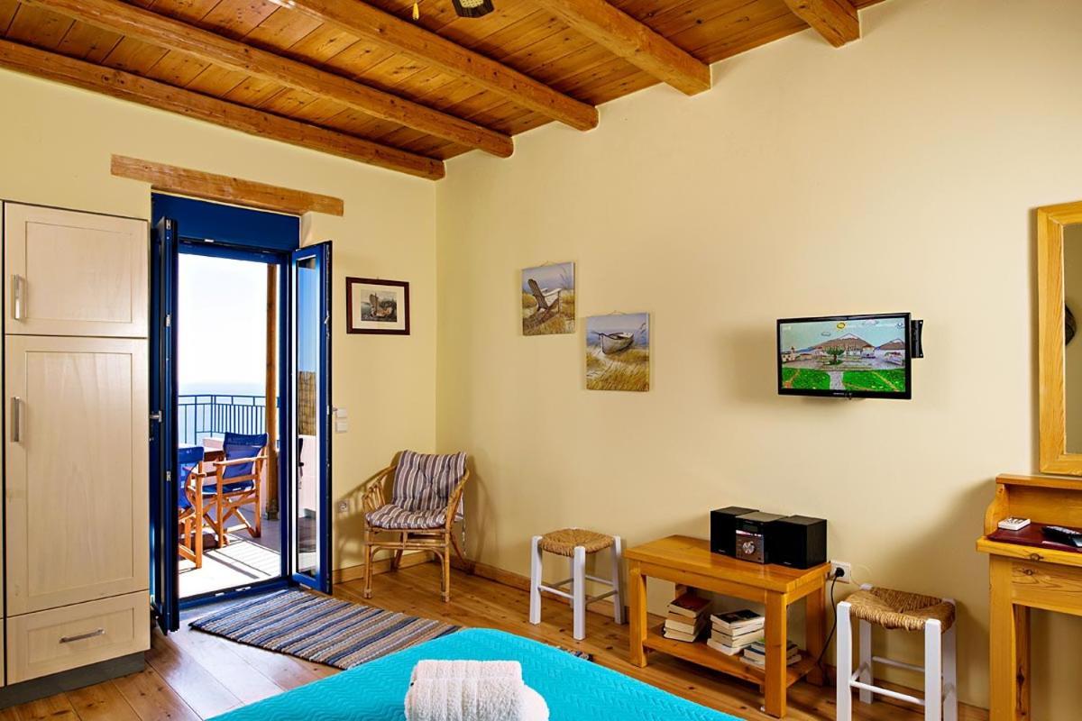 Mirthios-Hill Apartments Plakiás Exterior foto